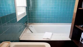 Find Me Inn Boutique Penthouse