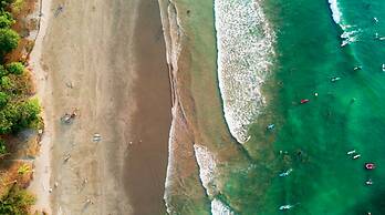 Casa Woodbine Beachfront House