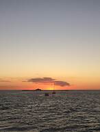 Casa Woodbine Beachfront House