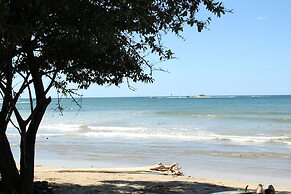 Casa Woodbine Beachfront House