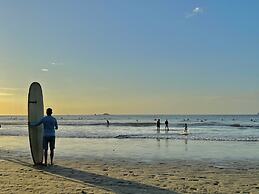 Casa Woodbine Beachfront House