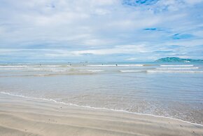 Casa Woodbine Beachfront House