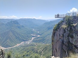 Cabañas Las Gemelas Barrancas del Cobre