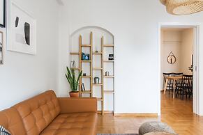 UPSTREET Central Cozy Apartments in Plaka