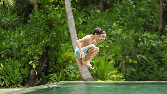 InterContinental Maldives Maamunagau Resort by IHG