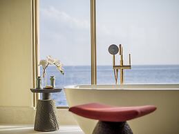 InterContinental Maldives Maamunagau Resort by IHG