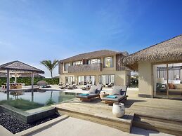 InterContinental Maldives Maamunagau Resort by IHG
