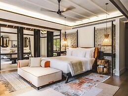 InterContinental Maldives Maamunagau Resort by IHG