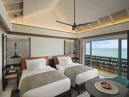 InterContinental Maldives Maamunagau Resort by IHG