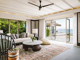 InterContinental Maldives Maamunagau Resort by IHG