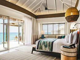 InterContinental Maldives Maamunagau Resort by IHG