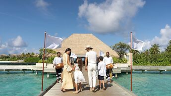 InterContinental Maldives Maamunagau Resort by IHG