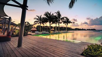 InterContinental Maldives Maamunagau Resort by IHG