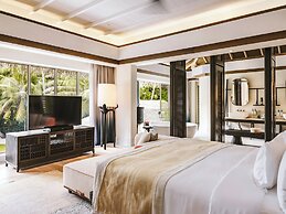 InterContinental Maldives Maamunagau Resort by IHG