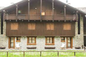 JOIVY Charming Style Flat Courmayeur Plangorret