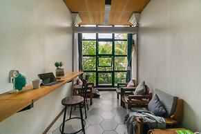 Interconnection Hostel