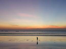 Interconnection Hostel