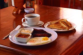 Hotel Real Costa Inn