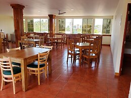 Hotel Real Costa Inn