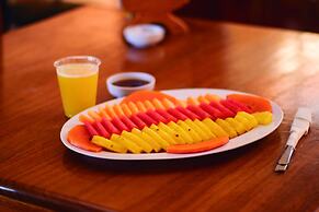 Hotel Real Costa Inn