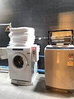 Castle Black Bangkok - Hostel