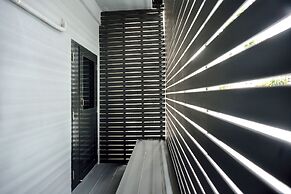 Castle Black Bangkok - Hostel