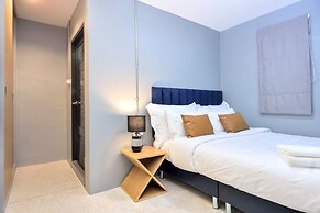 Castle Black Bangkok - Hostel