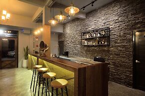 Castle Black Bangkok - Hostel