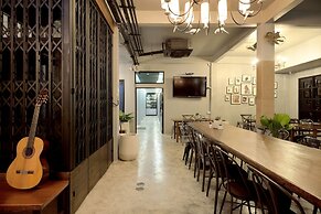 Castle Black Bangkok - Hostel