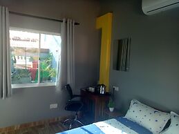 This Is It Airport Hotel and Restaurant