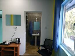 This Is It Airport Hotel and Restaurant