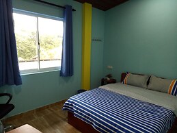 This Is It Airport Hotel and Restaurant