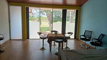 This Is It Airport Hotel and Restaurant