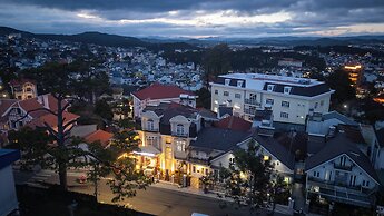 Green Meadow Central Đà Lạt - O'TEL