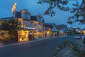 Green Meadow Central Đà Lạt - O'TEL