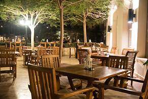 Tala Bay Residence - Families Only