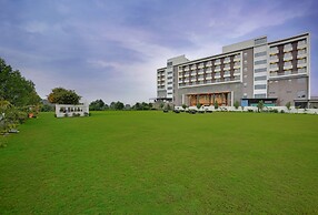 The Maruti Nandan Grand
