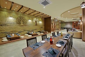 The Maruti Nandan Grand