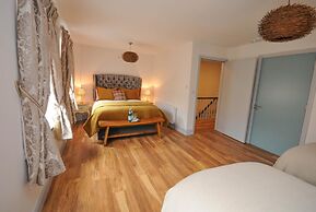 Lodge at The Old Barracks