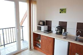 Szabolcs Apartments