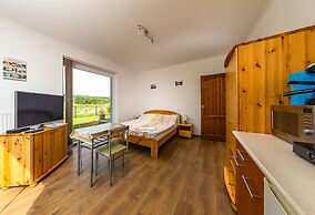 Szabolcs Apartments
