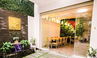 Himalaya Phoenix Apartment & Hotel