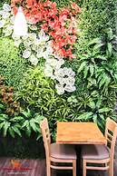 Himalaya Phoenix Apartment & Hotel