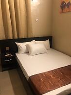 Posh Apartments Bussiness Hotel