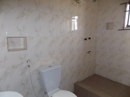 Posh Apartments Bussiness Hotel