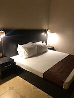 Posh Apartments Bussiness Hotel