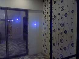Posh Apartments Bussiness Hotel
