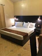 Posh Apartments Bussiness Hotel