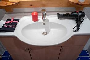 YalaRent Argaman 2BR & Balcony APT - Families only