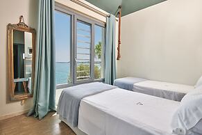 Paradisso Beach Villas